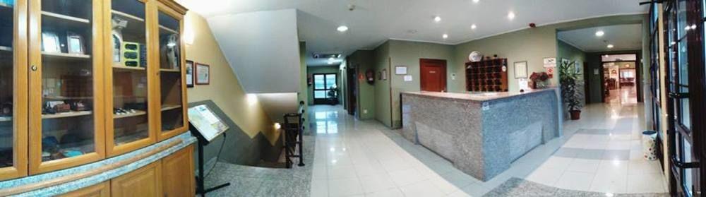 Hotel Alameda Villaviciosa  Kültér fotó