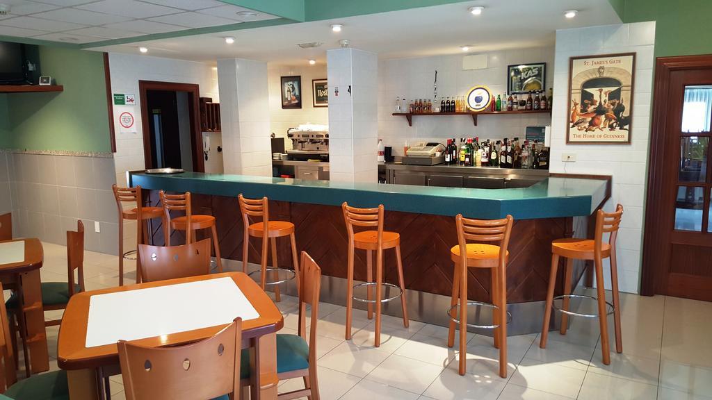 Hotel Alameda Villaviciosa  Kültér fotó